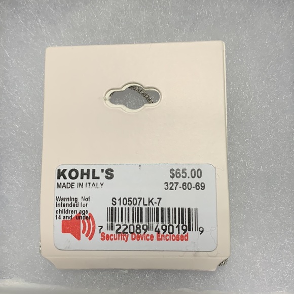 7.5” Sterling Silver Bracelet - Picture 2 of 3